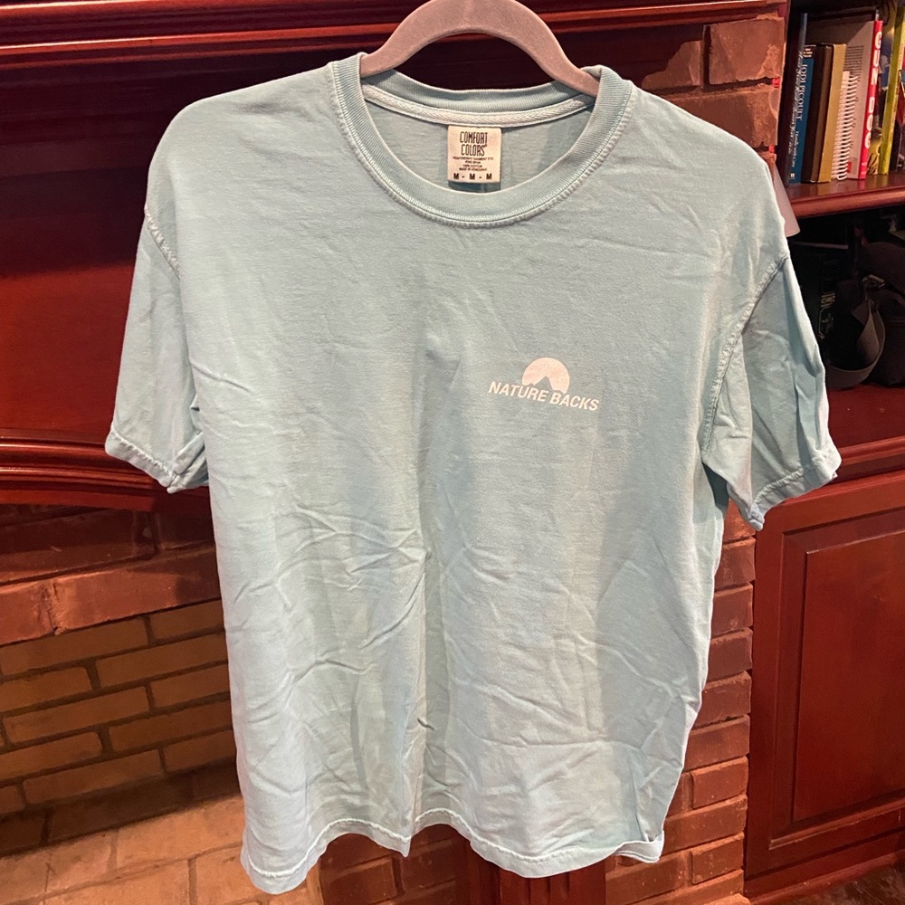 Nature back tshirt size medium